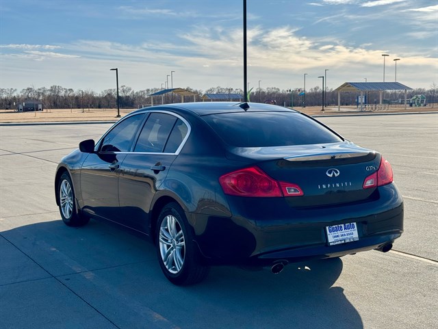Infiniti G Sedan photo 13