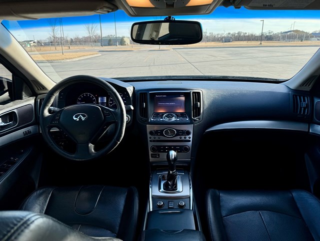 Infiniti G Sedan photo 9