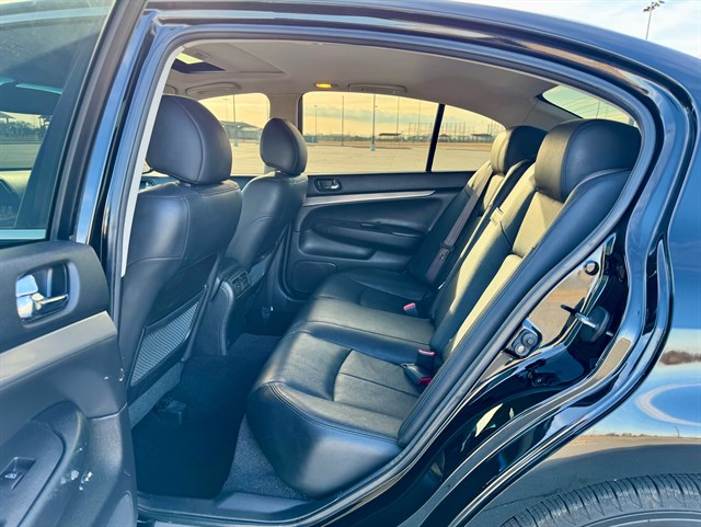 Infiniti G Sedan photo 12