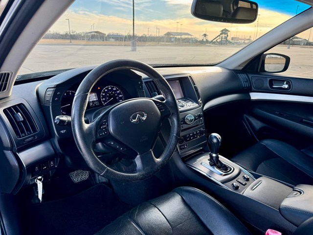 Infiniti G Sedan photo 4