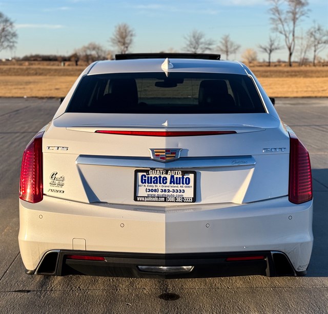 Cadillac CTS photo 12