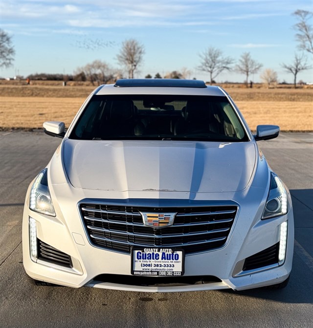 Cadillac CTS photo 2