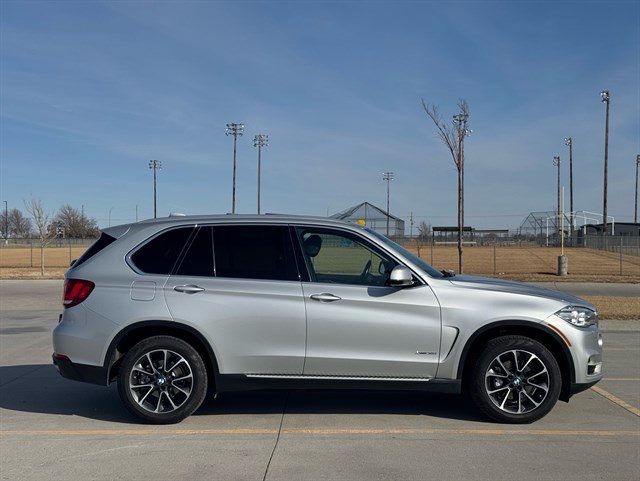 BMW X5 photo 16