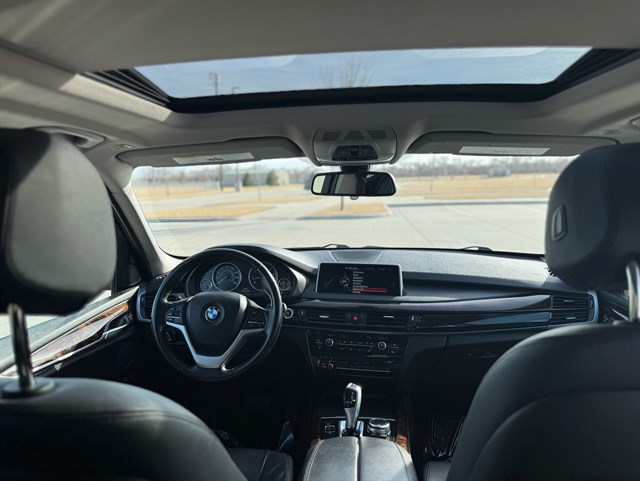 BMW X5 photo 9