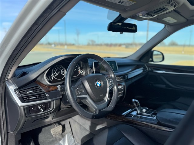 BMW X5 photo 4