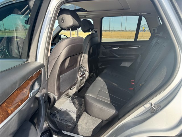 BMW X5 photo 12