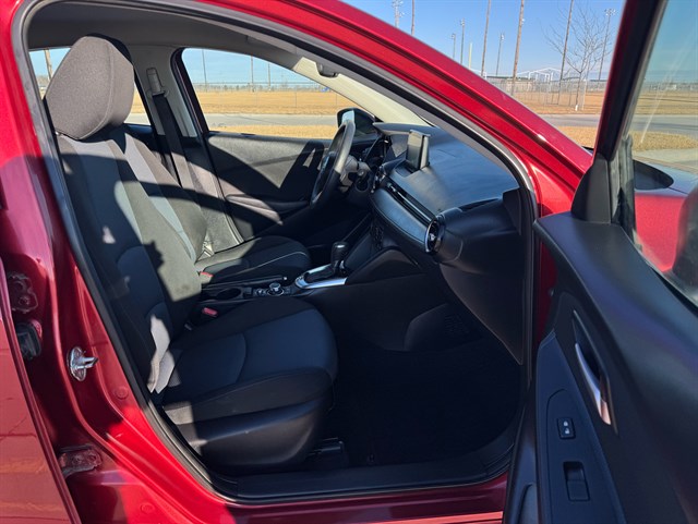 Toyota Yaris iA photo 18