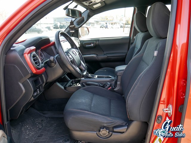 Toyota Tacoma photo 5