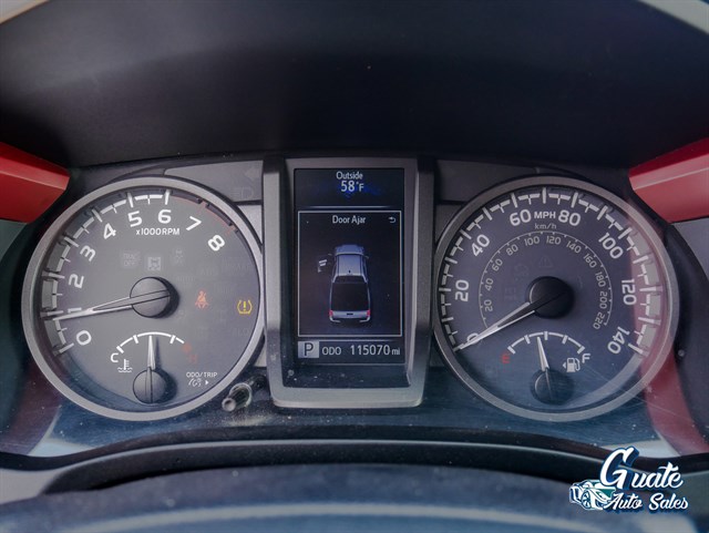 Toyota Tacoma photo 6