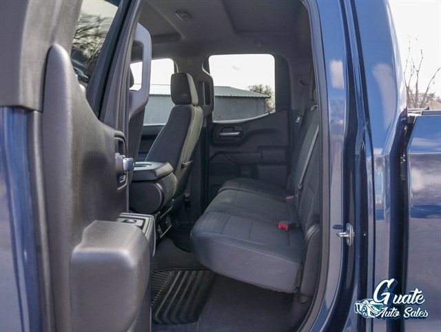 Chevrolet Silverado photo 11