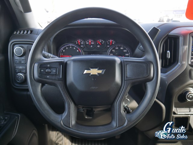 Chevrolet Silverado photo 8
