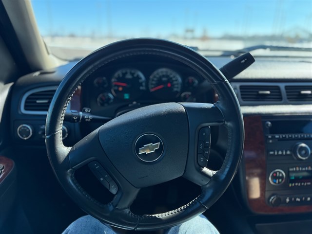 Chevrolet Silverado photo 6