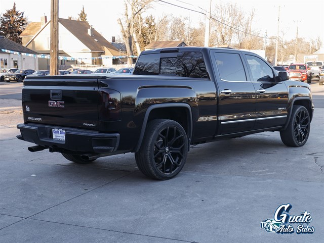 GMC Sierra photo 12