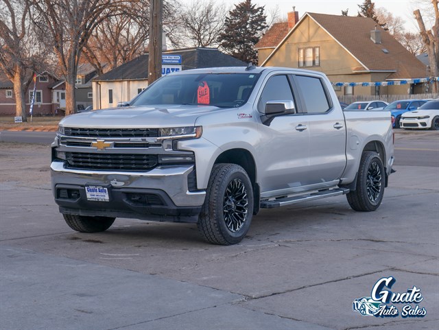 Chevrolet Silverado photo 3