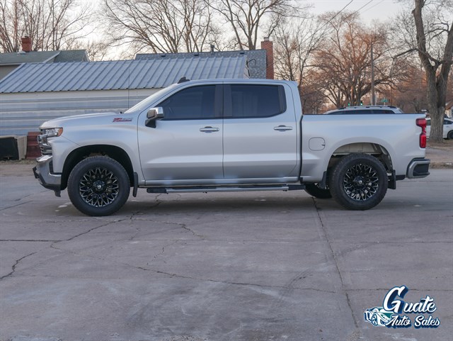Chevrolet Silverado photo 4