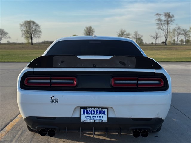 Dodge Challenger photo 15