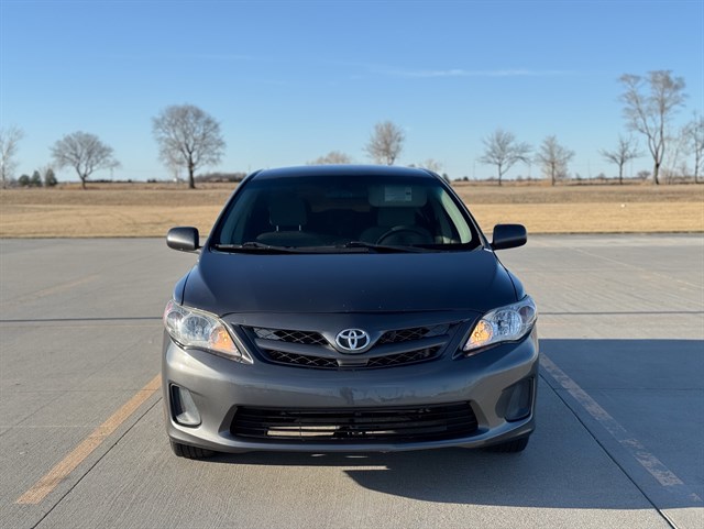 Toyota Corolla photo 2