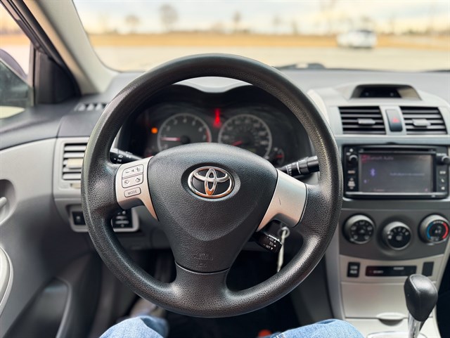 Toyota Corolla photo 6