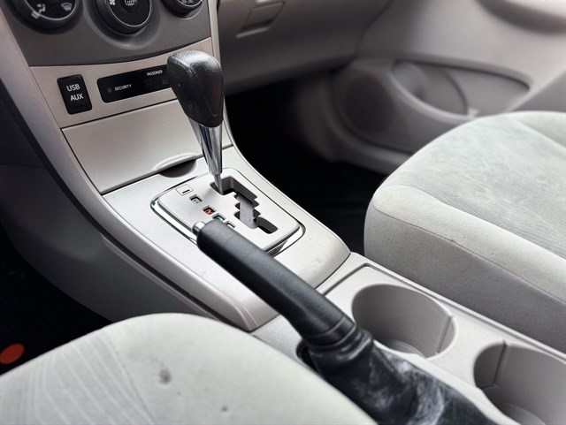 Toyota Corolla photo 8