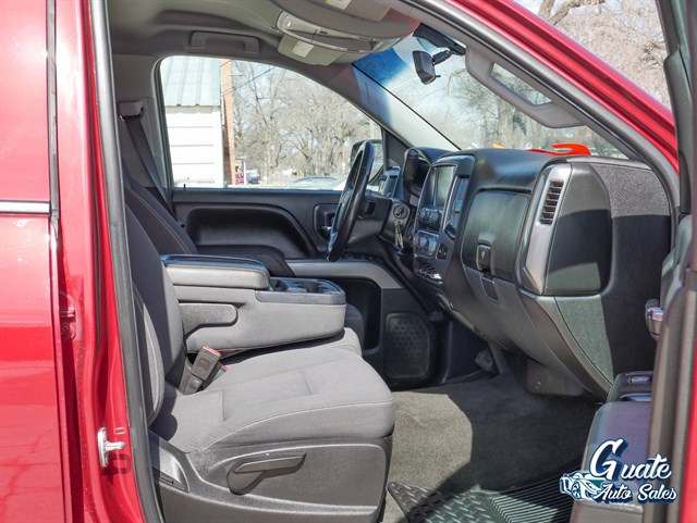 Chevrolet Silverado photo 16