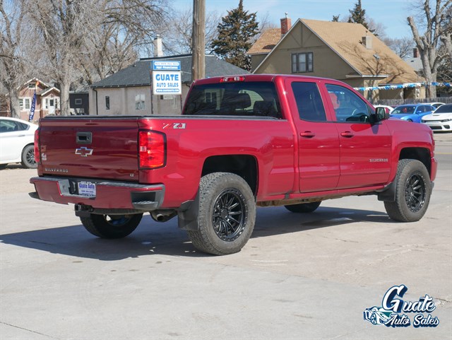 Chevrolet Silverado photo 13