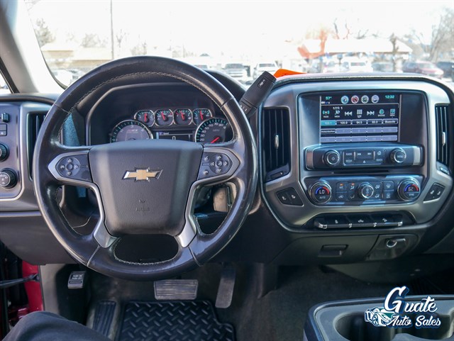Chevrolet Silverado photo 9
