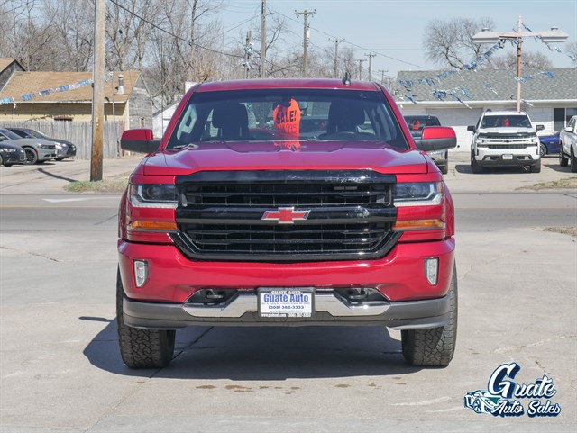 Chevrolet Silverado photo 2