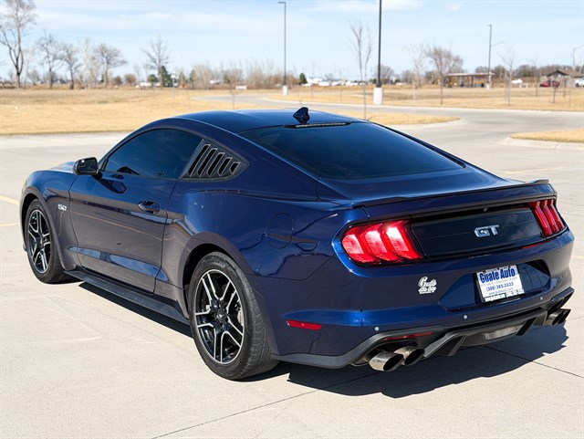 Ford Mustang photo 5