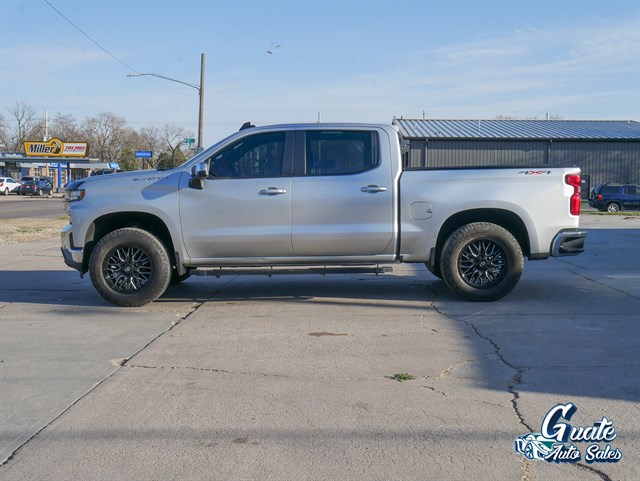 Chevrolet Silverado photo 4