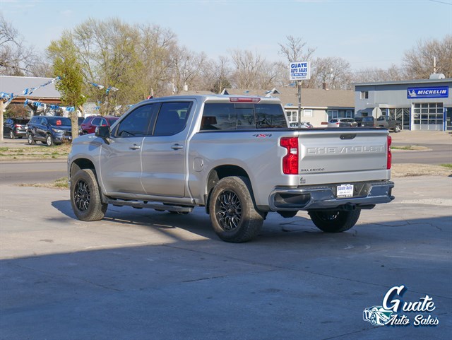 Chevrolet Silverado photo 11