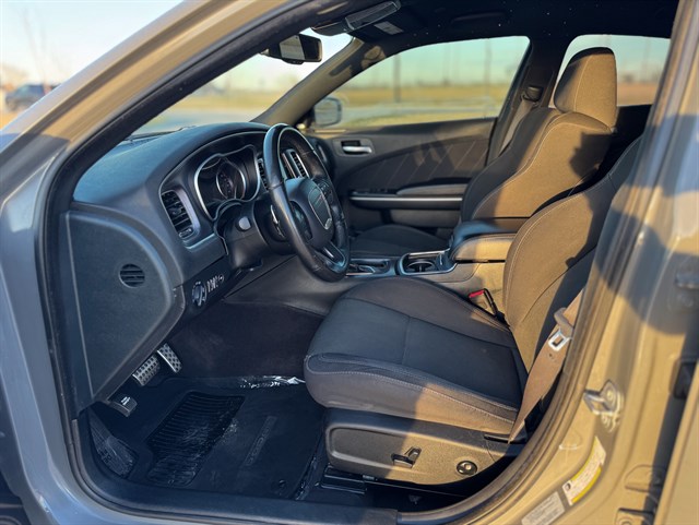 Dodge Charger photo 12