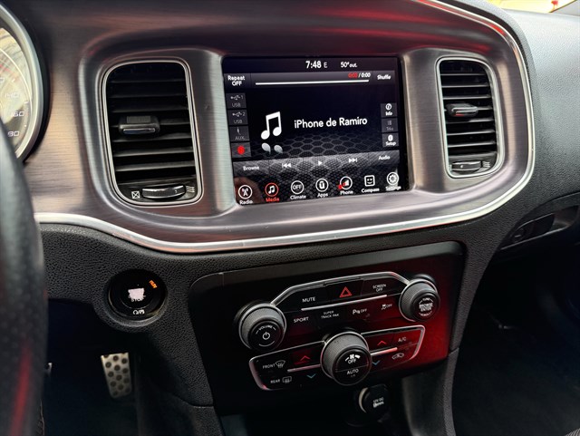 Dodge Charger photo 9
