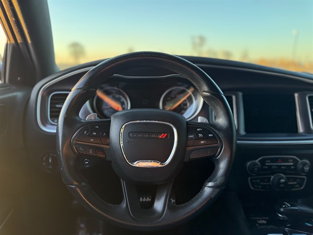Dodge Charger photo 7