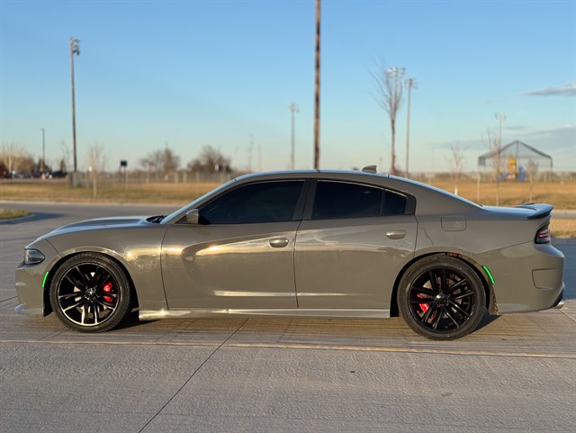 Dodge Charger photo 13