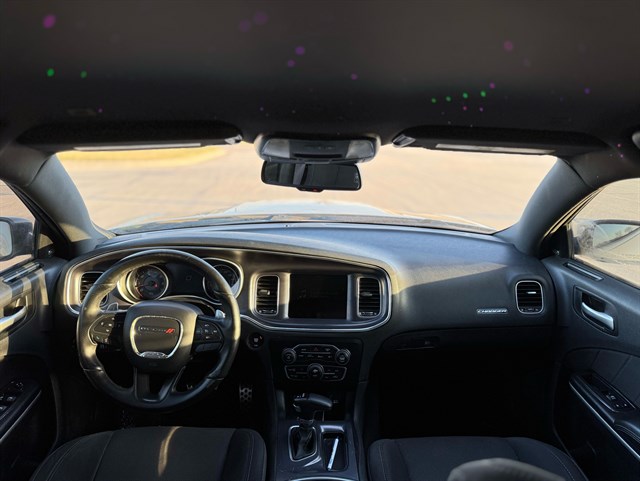 Dodge Charger photo 6