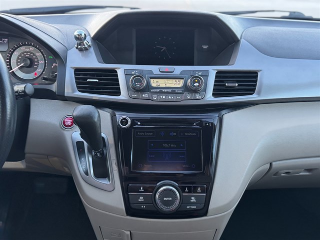 Honda Odyssey photo 8