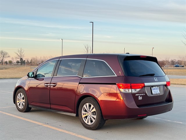 Honda Odyssey photo 16
