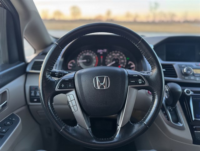Honda Odyssey photo 6