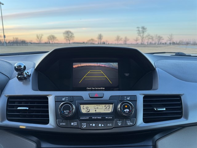 Honda Odyssey photo 9