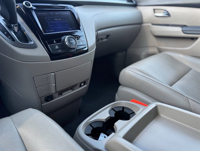Honda Odyssey photo 10