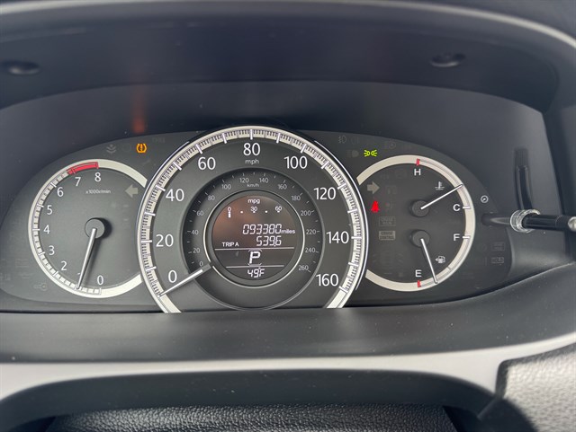 Honda Accord photo 7