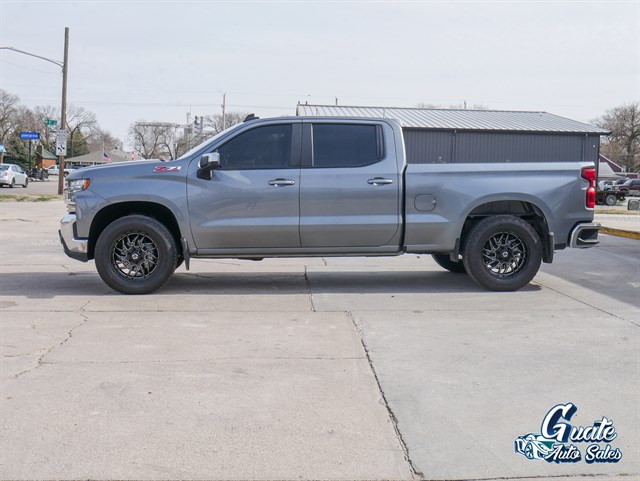 Chevrolet Silverado photo 4