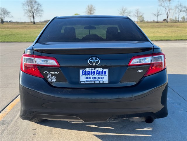Toyota Camry photo 15