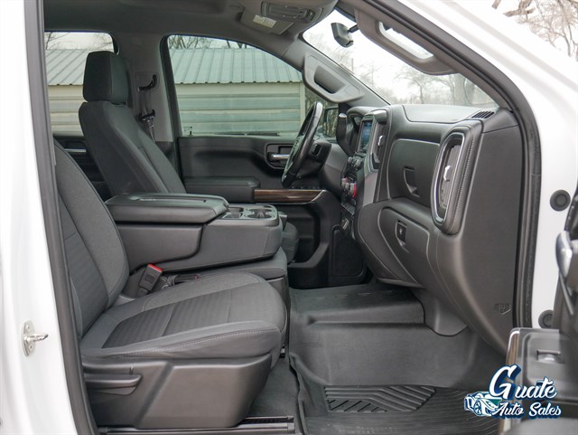 Chevrolet Silverado photo 16