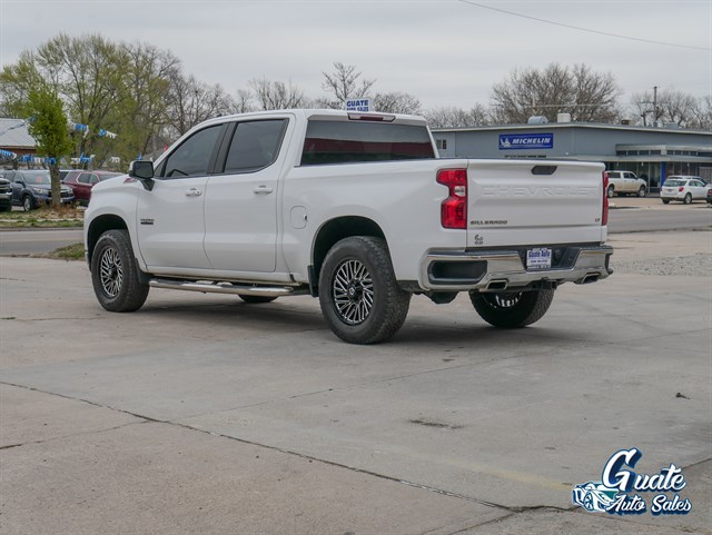 Chevrolet Silverado photo 11