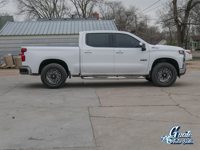 Chevrolet Silverado photo 14