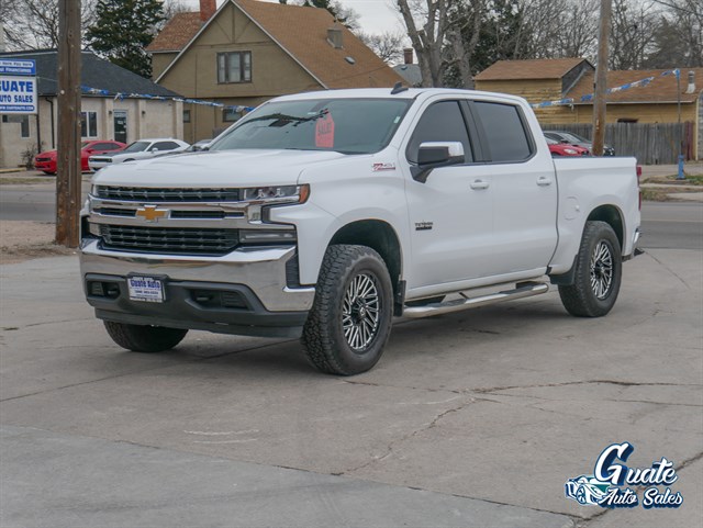Chevrolet Silverado photo 3