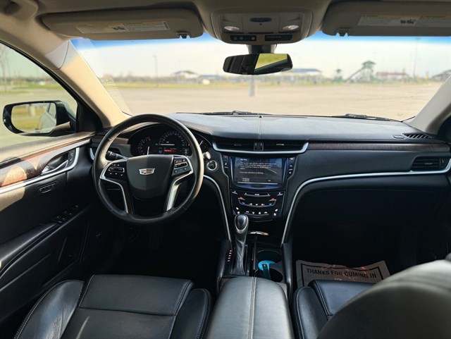 Cadillac XTS photo 5