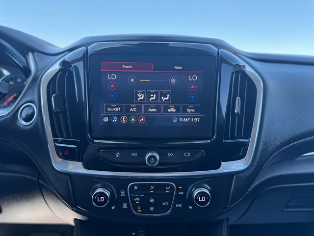 Chevrolet Traverse photo 8