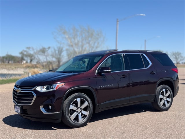Chevrolet Traverse photo 3